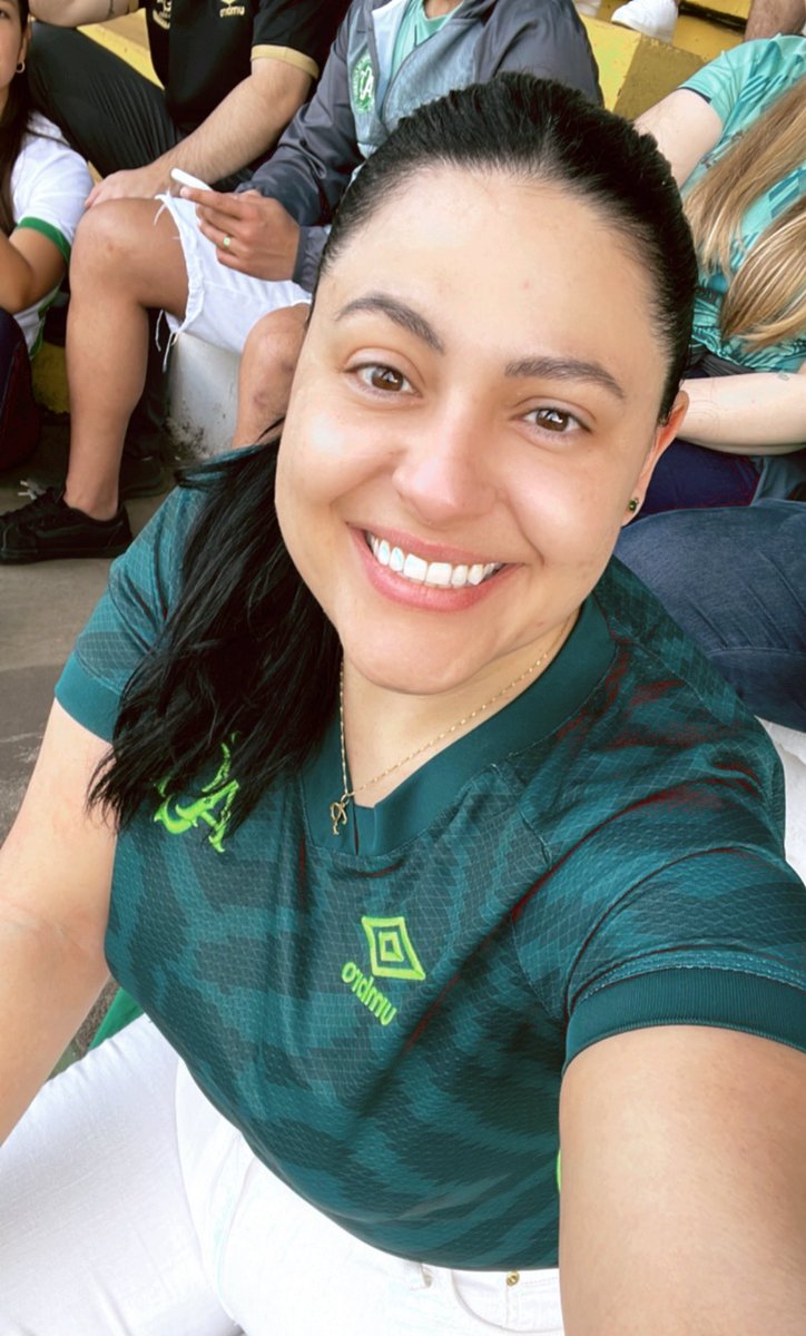 Priscila_Tozzo's tweet photo. 09/19
#PrasempreChape 
#VamosChape 💚🏹 https://t.co/ou3wtZ4vrz