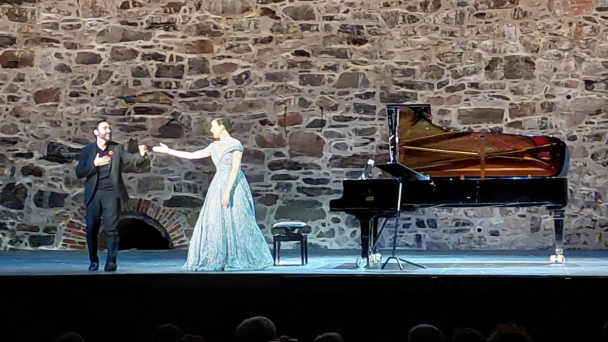 Brilliant recital tonight by @Lisette_Oropesa in Savonlinna, simply brilliant. Brava!