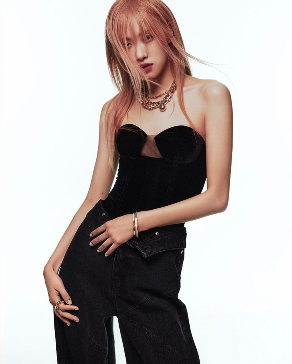 ᅠ

    ⠀⠀⠀⠀⠀⠀⠀𖦹𝐌𝐀𝐔𝐗𝐑𝐎𝐒𝐄𝐒_

⠀ᅠ
ᅠ⠀➥ᅠ⠀ "𝖨 𝗐𝖺𝗍𝖼𝗁 𝗍𝗁𝖾 𝖒𝖔𝖔𝖓. 𝖫𝖾𝗍 𝗂𝗍 𝗋𝗎𝗇 𝗆𝗒 𝗆𝗈𝗈𝖽. 𝖢𝖺𝗇'𝗍 𝗌𝗍𝗈𝗉 𝗍𝗁𝗂𝗇𝗄𝗂𝗇𝗀 𝗈𝖿 𝑦𝑜𝑢."

ᅠ⠀ᅠ⠀#𝗌𝗌
ᅠ