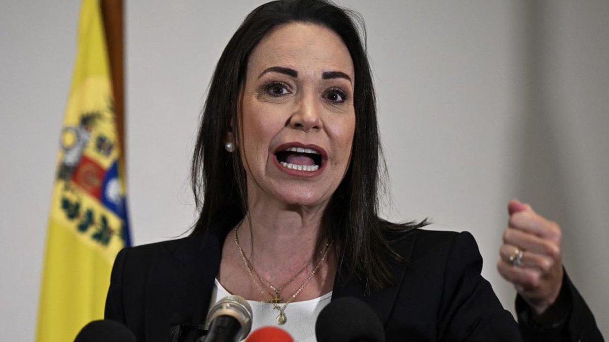 📌 Indira Urbaneja sobre María Corina:

Si MCM pierde la primaria = CAOS.

Si MCM gana la primaria = CAOS.

🗣️ “Por donde te metas el único proyecto que representa es el CAOS”.