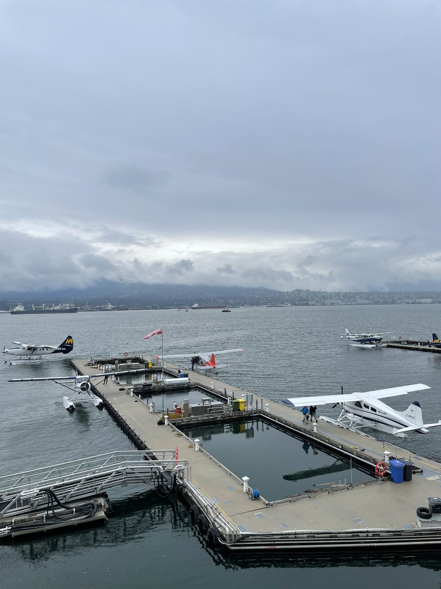 My favourite spot #Vancouver #britishcolumbia #coalharbour #Canada #family