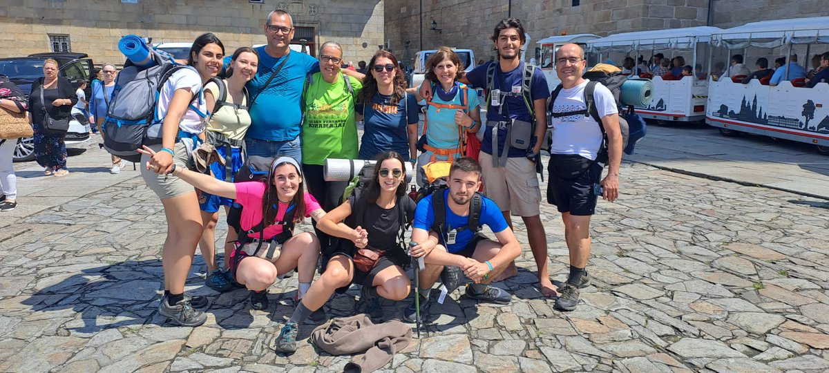 PeregrinusSJ's tweet photo. Hemos tenido un finde con las llegadas de los grupos de Zaragoza, el grupo Bidea de Lérida, y las parroquias de Las Rosas, Santa Marta de Tormes y Beato Florentino 
¡Qué ilusión ser testigos de vuestras llegadas! https://t.co/P8YuPMH1jj