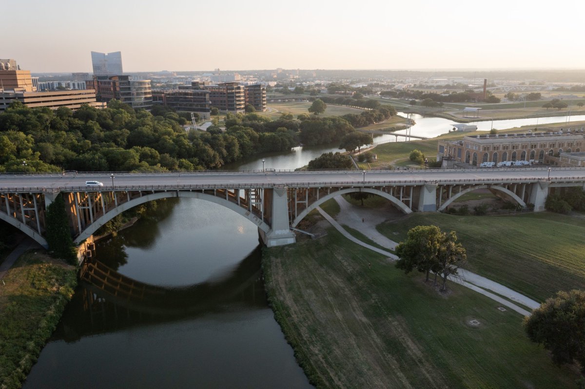 The River Walk transformed San Antonio. Could #PantherIsland do the same for Fort Worth? sanantonioreport.org/san-antonio-ri…