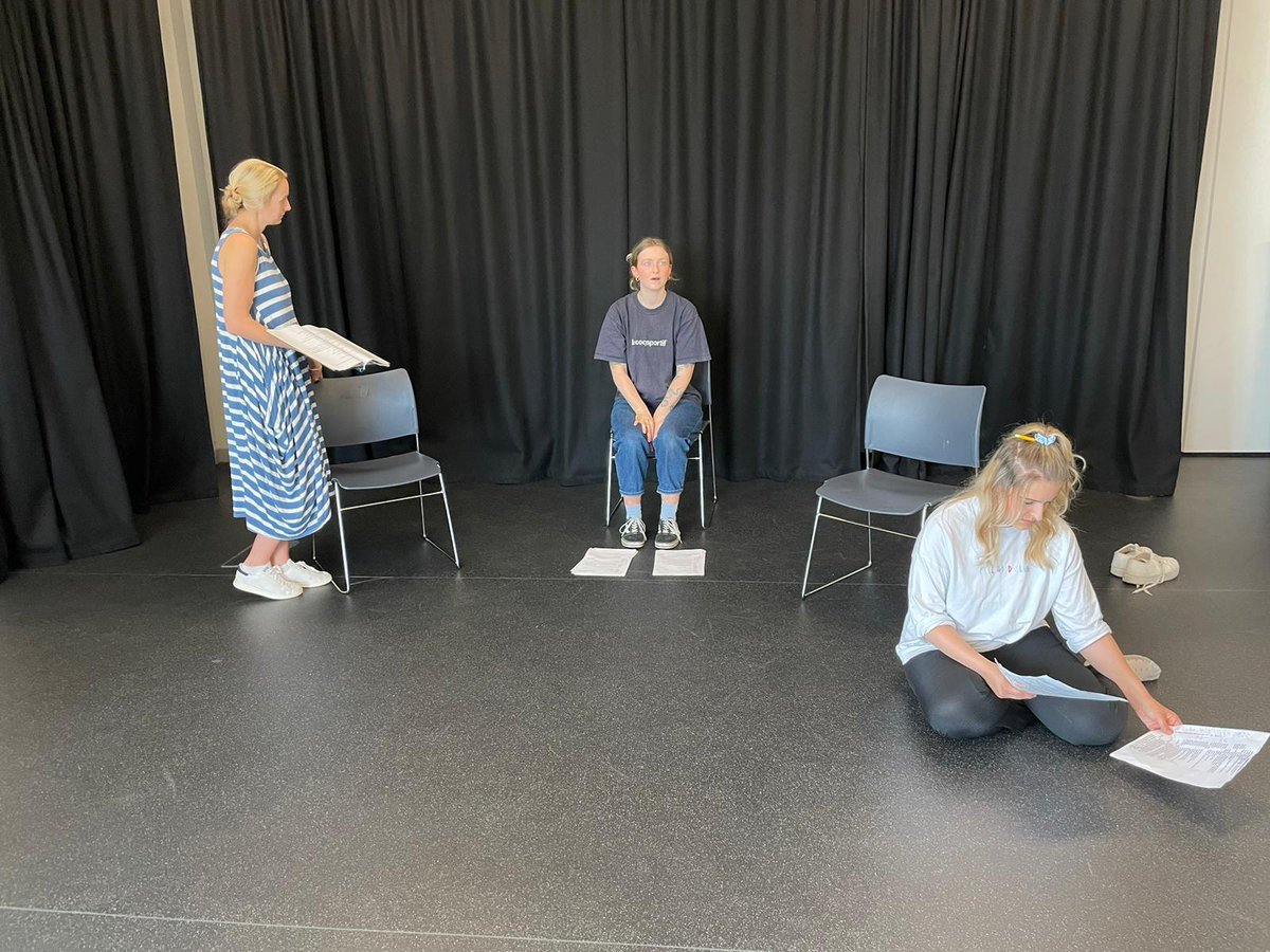 turtlesoupmcr's tweet photo. The cast of 'Martyr' rehearsing hard for Virtual Dust!

Coming July 23rd and 30th at @TheFitzgeraldNQ for the @GMFringe!

Tickets available:
https://t.co/mQA5E9bnyX https://t.co/2phy6wURWC