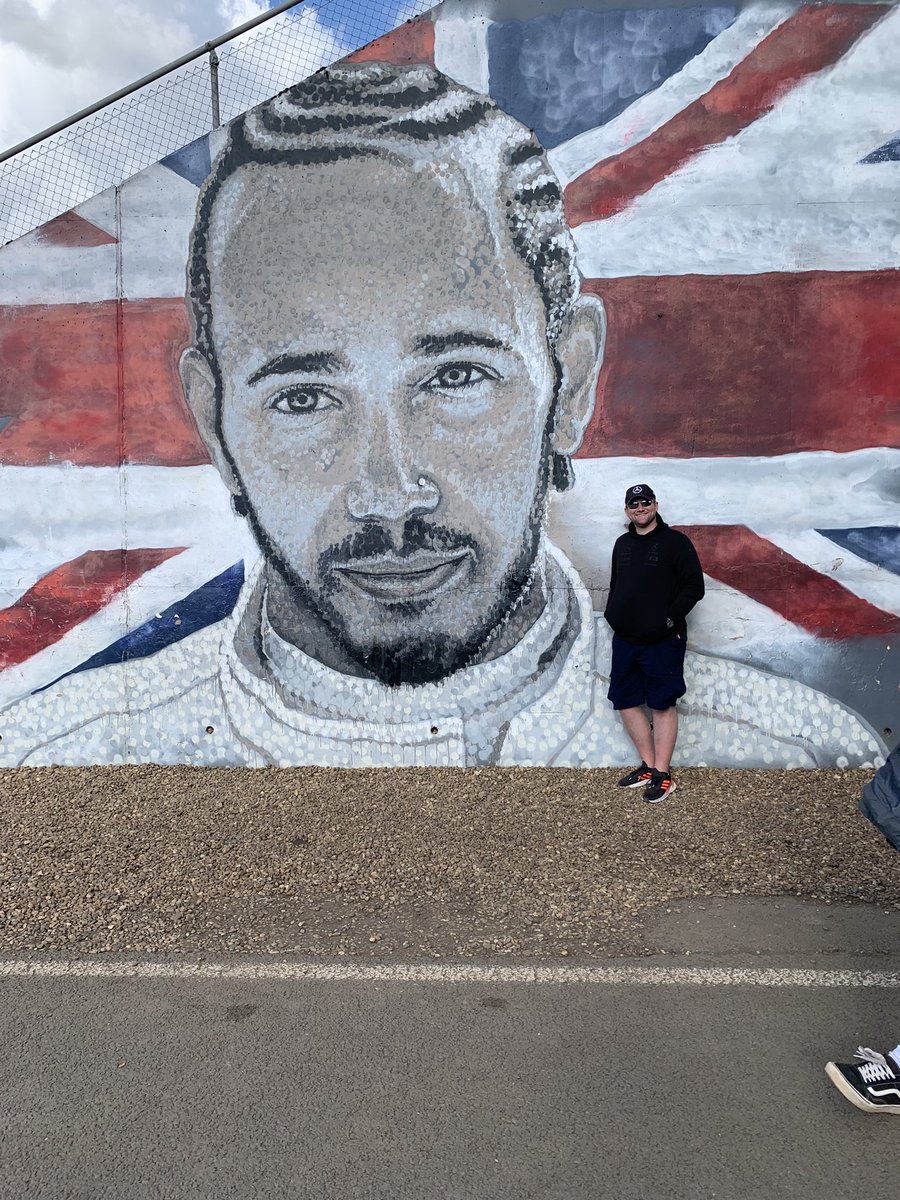 Derrick M. tweet media