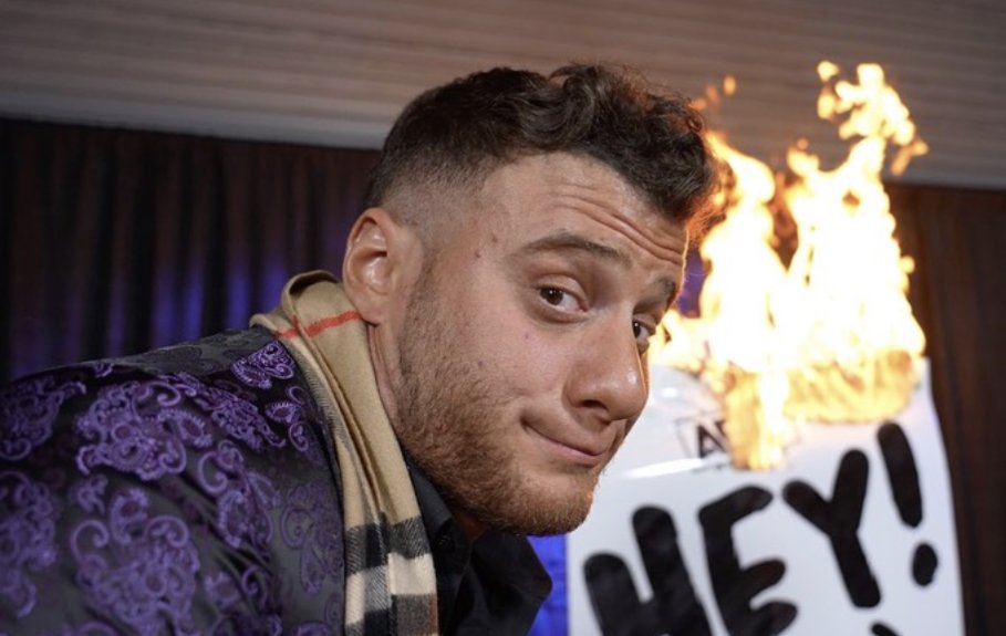 AndDropkicks's tweet image. 🔥 #HeyEW