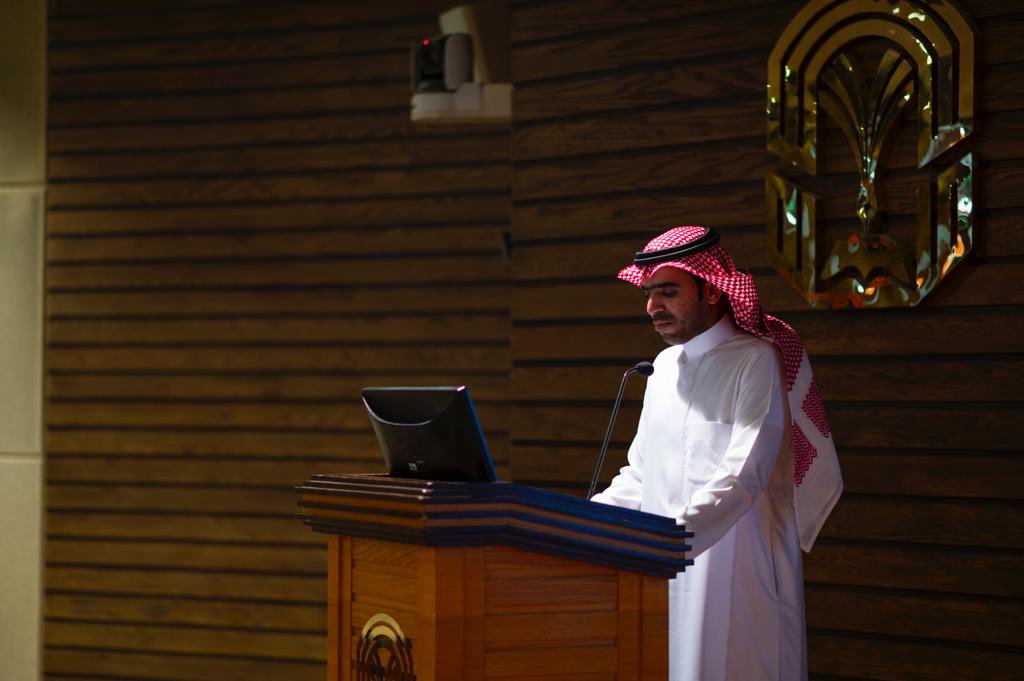 الرئيس التنفيذي لشركة #وادي_طيبة د.جابر المطيري:
تعمل #جامعة_طيبة من خلال مركز الابتكار بالمساهمة في تحقيق مستهدفات رؤية المملكة والتي تهدف لبناء اقتصاد قائم على المعرفة وتعزيز ريادة الأعمال للإسهام في تنمية الإقتصاد وتعزيز التنافسية العالمية بدعم ومتابعة من معالي رئيس الجامعة.