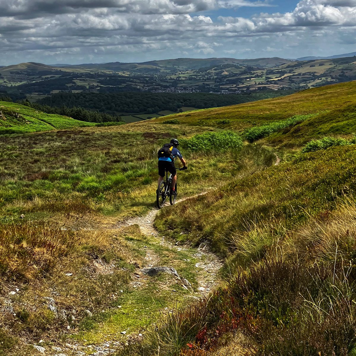 MTBleading's tweet photo. Swap around day so I guided these legends around the Elan Valley whilst @mtbcymru took the other ground of legends on day 3 of the #transcambrian. Hills (up and down), smiles, and no rain, thunder or lightening until the last few minutes 😀 https://t.co/fTAa4z73ut