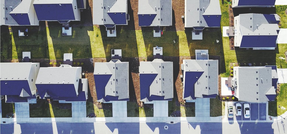 reed_carpenter's tweet photo. If you're not sure what's covered by loss assessment coverage for #condo owners, this article will clue you in. #REtips  https://t.co/pEDs8HHCsX https://t.co/VfwaSoo7Kt