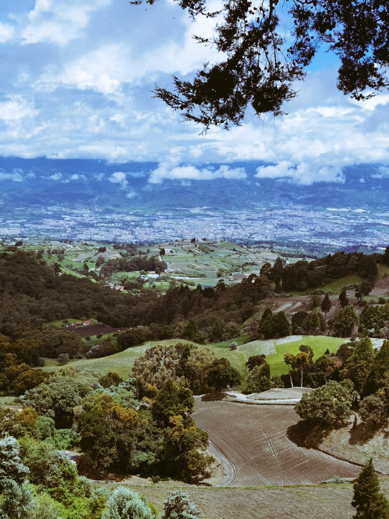 Ferlin Fuentes on Twitter: "Qué lindo es Prusia. https://t.co ...