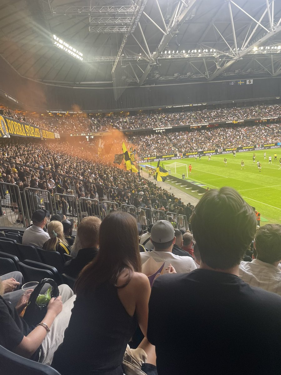 Elton last show and Stockholm lollapalooza! Now back to reality in Sask