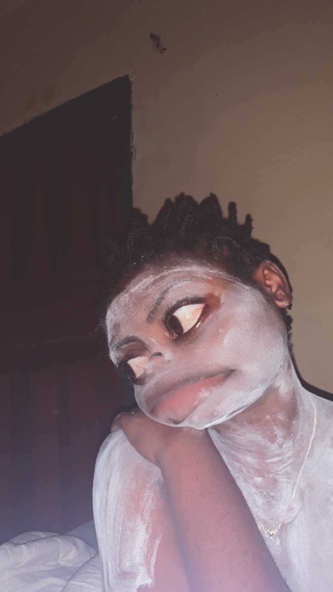 AfricanModel3's tweet photo. I no feel fine
E be like I won Hungry😫 https://t.co/zfSxLWZ8Ic