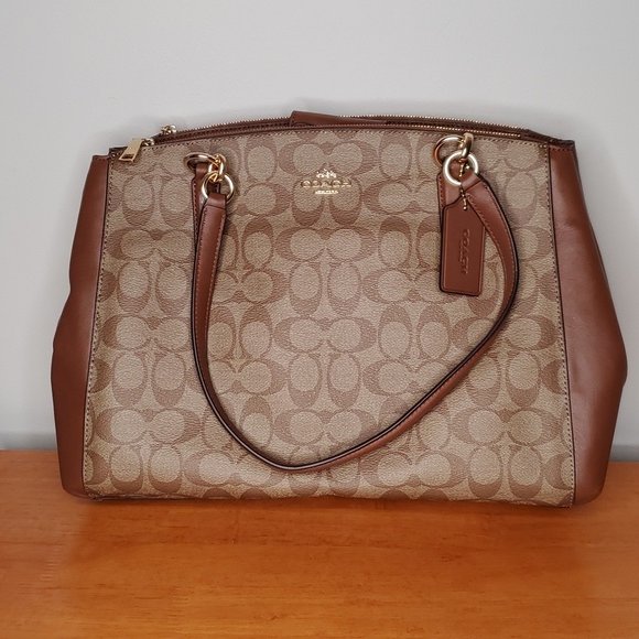 Che_co64's tweet photo. So good I had to share! Check out all the items I'm loving on @Poshmarkapp from @PammiKCreations #poshmark #fashion #style #shopmycloset #rue21 #coach #victoriassecret: https://t.co/C1ft5jye2f https://t.co/u1hXpqD0wd