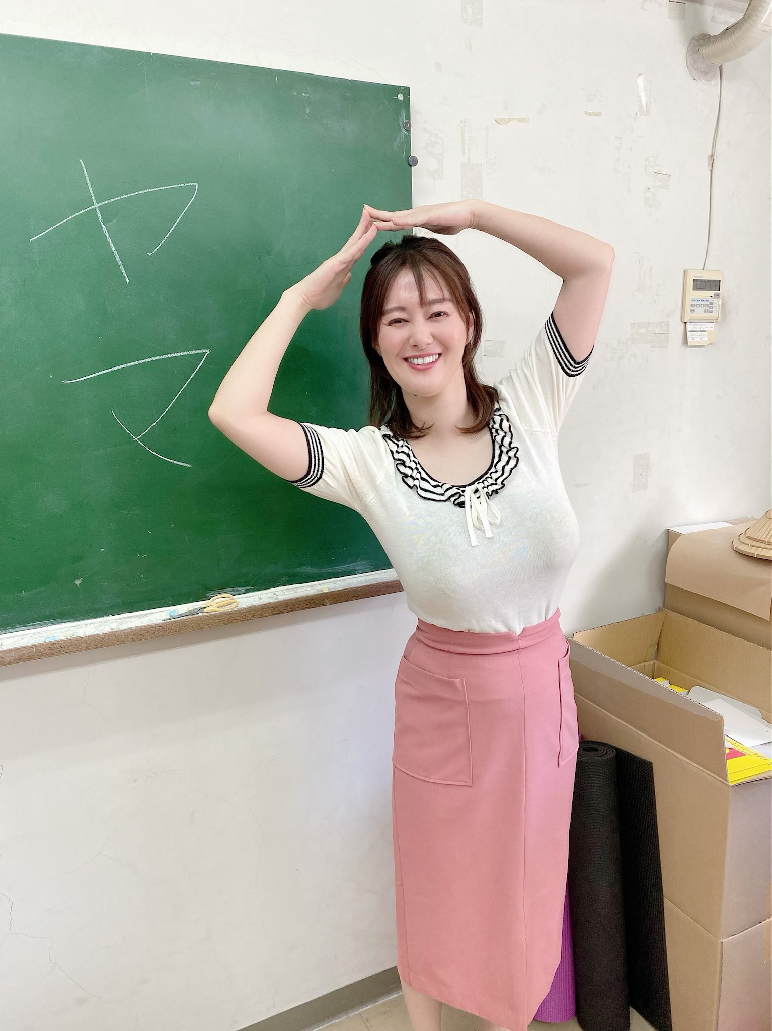 　竹中知華   エロ  / X