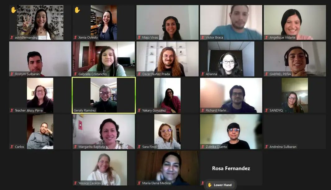 ulavirtualeale's tweet photo. Segunda semana de clases de Metodología de la investigación y Aspectos del Análisis Lingüístico. Maestría en Enseñanza Aprendizaje de Lenguas Extranjeras. Adaptados todos a esta nueva manera de estar presente en clase #modelohibrido #EALE_ULA #ULA_Ve #presencialidadmediadaporTIC https://t.co/paZRRKCVmm