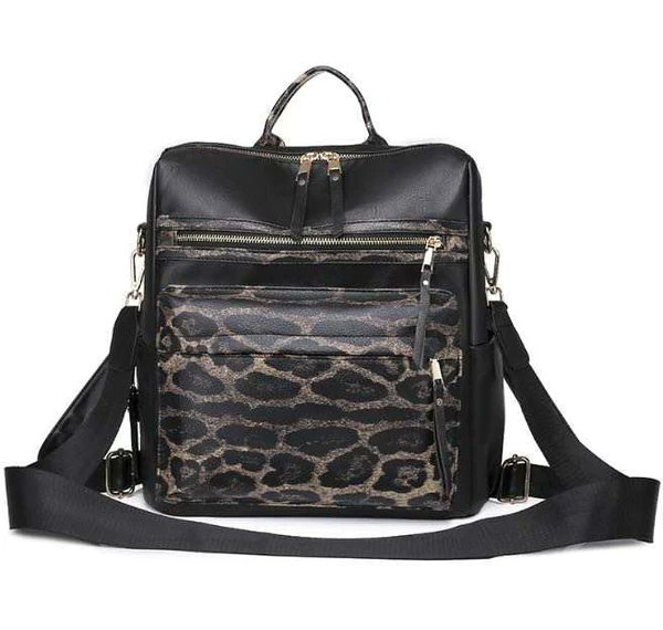 xMissLyssx's tweet photo. Obsessed with my Brooke backpacks! Have you ordered yours yet? #brooke #backpack #fashion #dreamboutiquenj #dbnj https://t.co/DiRcMkzVQE https://t.co/8LKTuFHlTJ