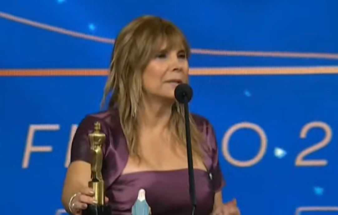 ¡Felicitaciones <a href="/lilianacaruso/">#NiUnaMenos Liliana</a> por el Martín Fierro!

Una hincha de #Independiente con todas las letras 👏🏼

SoyDelRojo.com 👹