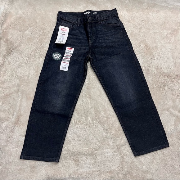 RangerMofo's tweet photo. So good I had to share! Check out all the items I'm loving on @Poshmarkapp from @Grazin_Raisin #poshmark #fashion #style #shopmycloset #wrangler #volatile: https://t.co/JBU9cyzaTn https://t.co/25MB64qpu0