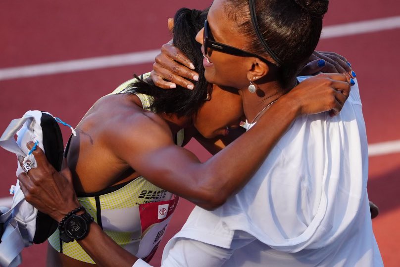 FloTrack tweet media