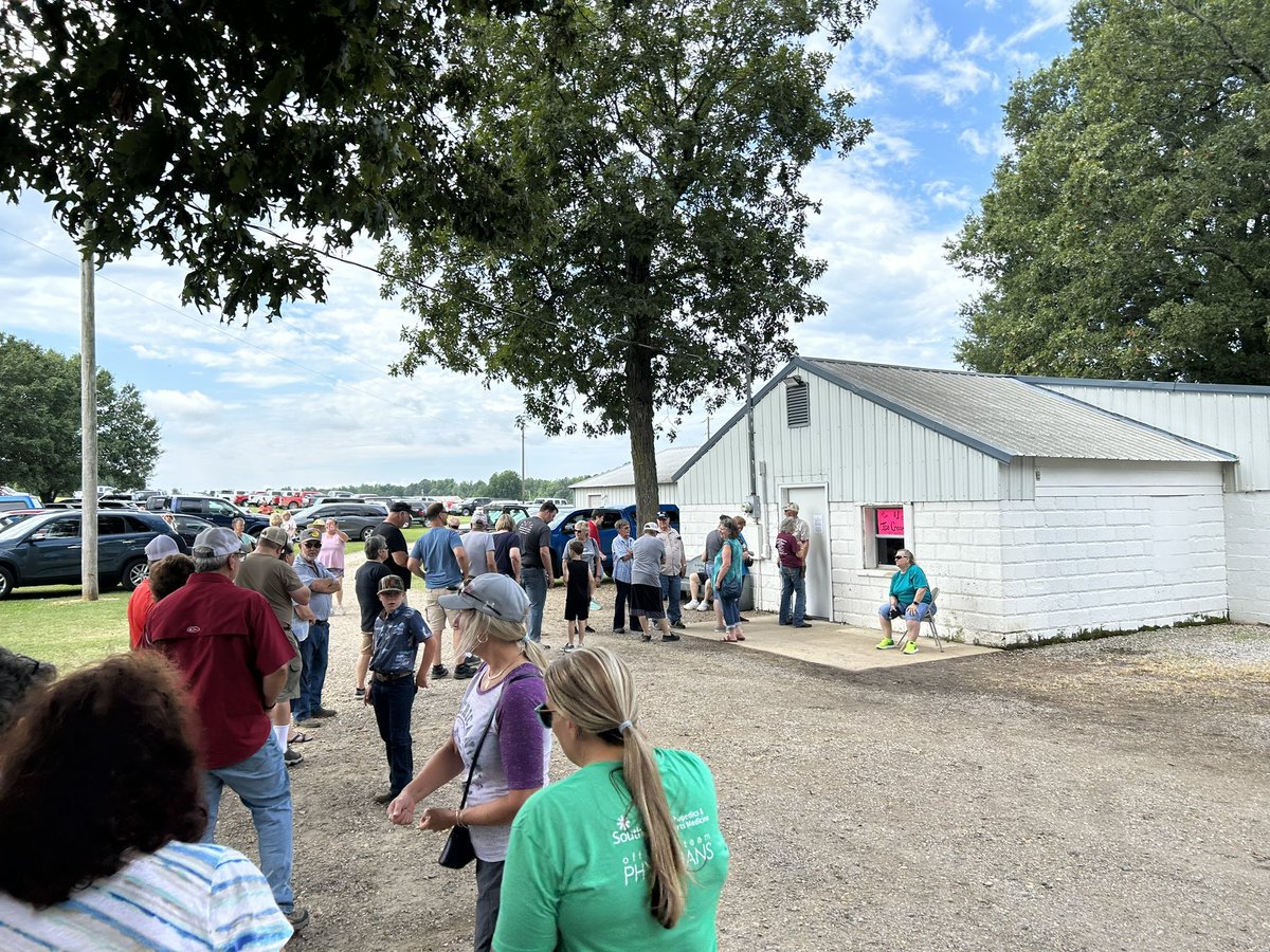 We are blessed with lots a great communities in District 1 full of friendly folks who take pride in their community and traditions. So thankful for the opportunity to attend the 90th Pollard Picnic. These events don’t happen by accident. Thank you to everyone who volunteered!