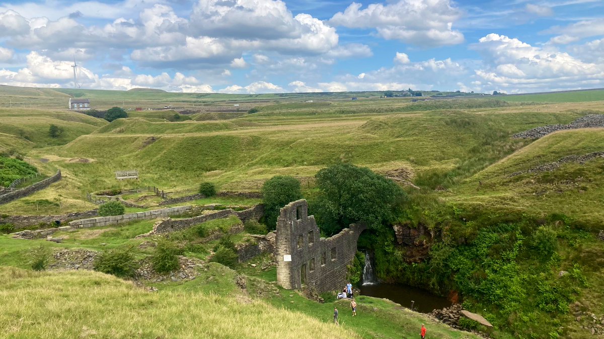 funnypenny's tweet photo. Cheesden Mill to Harden Moor Trigpoint dodging thunderstorm ⛈️ #CheesdenMill #CheesdenMoor #HardenMoor #Rossendale #EastLancashire #Trigpoint #TrigbaggingUK https://t.co/p3SwNMzqaH