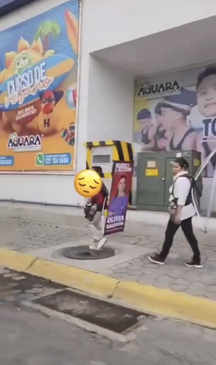 neto28090506's tweet photo. OIGAN!!
No se les hace abusivo este tipo de cosas?
Que digo abusivo, indignante y repulsivo!!
Hasta cuando tomaremos la decisión de sacar a los 4toteros a la CHINGADA!?
#morena #MorenaConMDeMuerte #AMLO https://t.co/xNZ0434orT