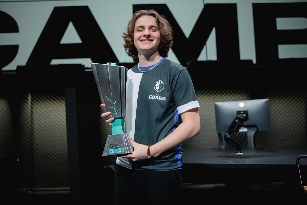 G2 trent tweet media