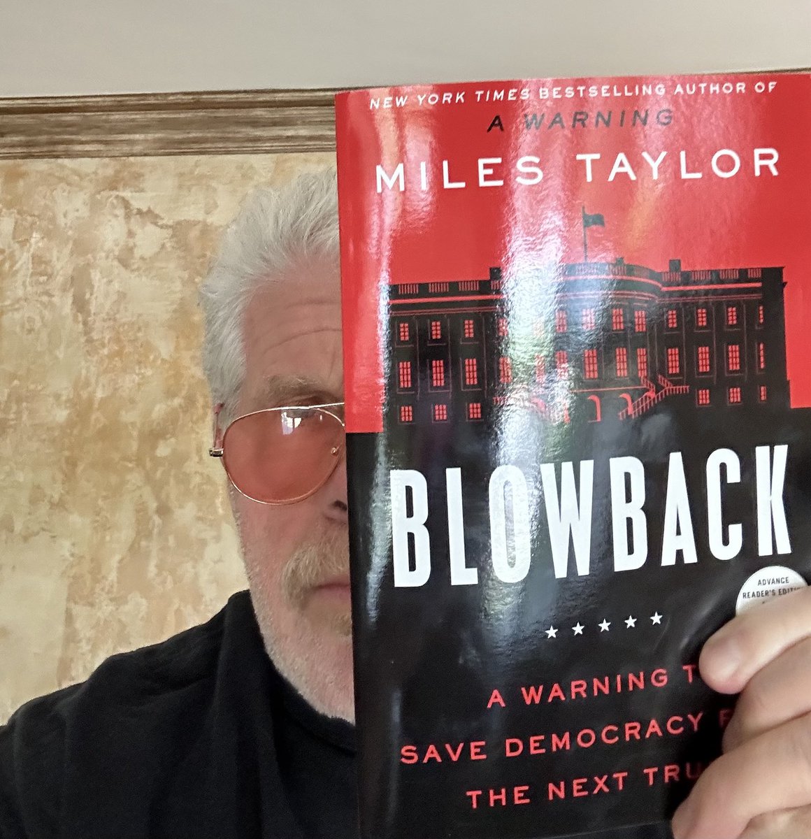 I am privileged to be among a very few to have received an advanced copy of the masterwork BLOWBACK by a true American Patriot ⁦@MilesTaylorUSA⁩. This book exquisitely illustrates how dire an intersection we find ourselves at vis a vis retaining our Democracy or losing it.