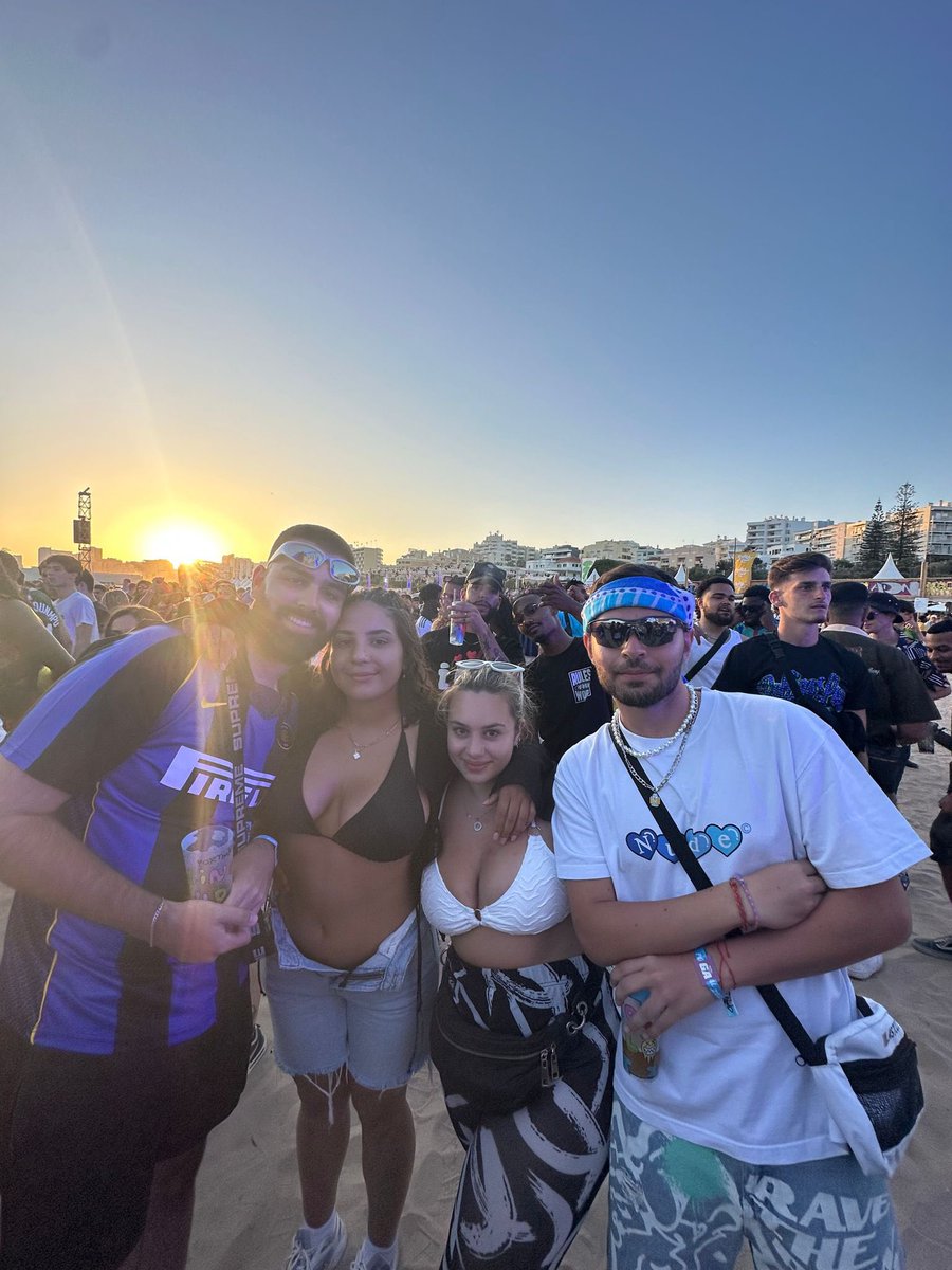 ped365's tweet photo. Other than the consistent snaking of acts, @RollingLoud, the withdrawal symptoms are kicking in… https://t.co/3mbXdwMphK