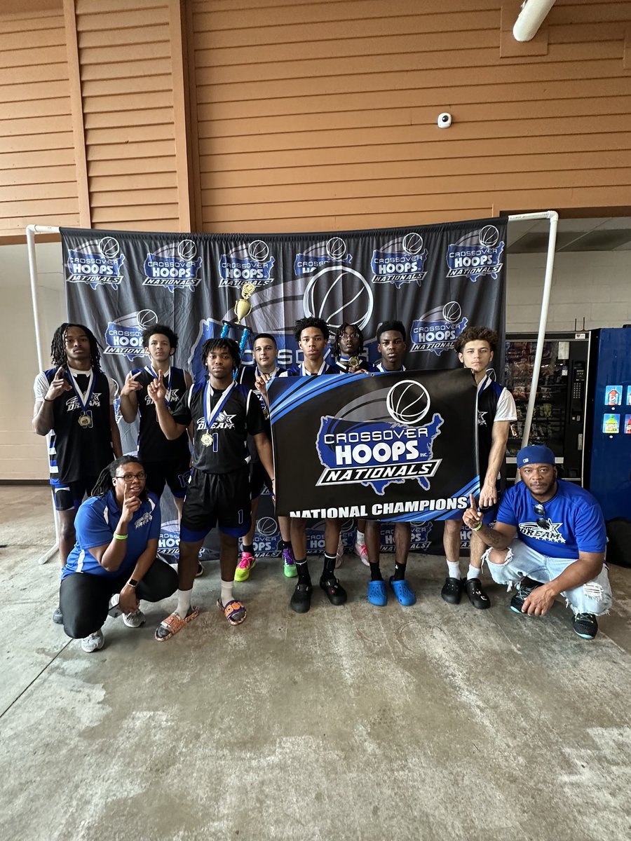 Crossover Hoops Nationals 2023
Boyd’s Maryland 
St. Mary’s Dream Height
10th grade Champions