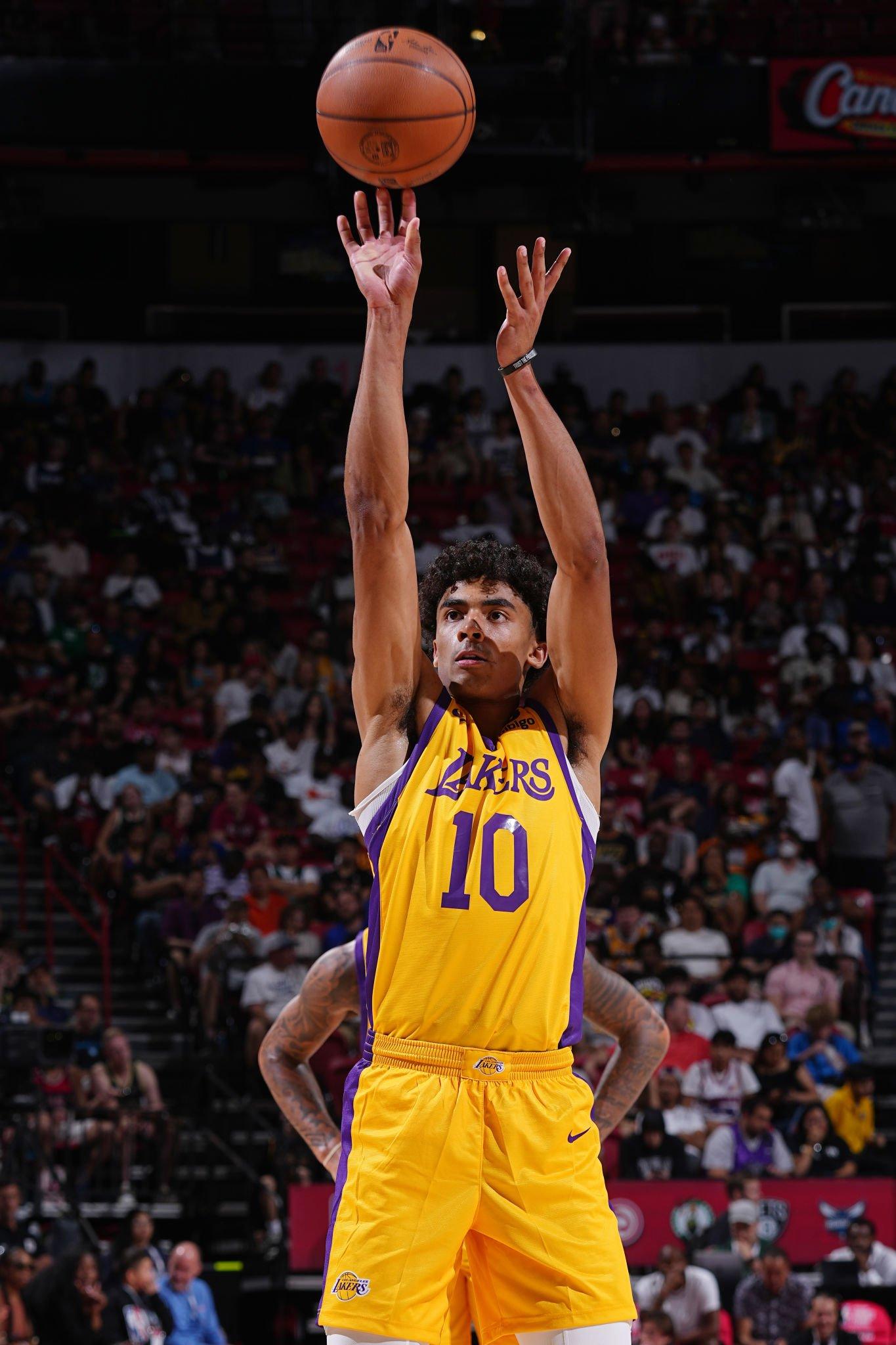 Lakers Lead on Twitter: "MAX CHRISTIE TODAY ๐ก 11 points ๐ก 6 assists ๐ก 4 ...