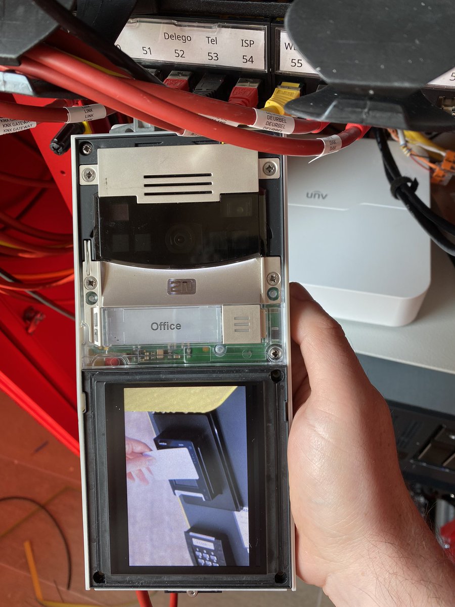 Sf1Bvba's tweet photo. The #KNX server with intercom function of @ekinex_knx is validated by SF1. Full SIP integration tested with the 2N (standard) and CAME BPT (custom) intercom  🏁 #KNX #SIPintercom #SF1card https://t.co/bL2t5EKJIl