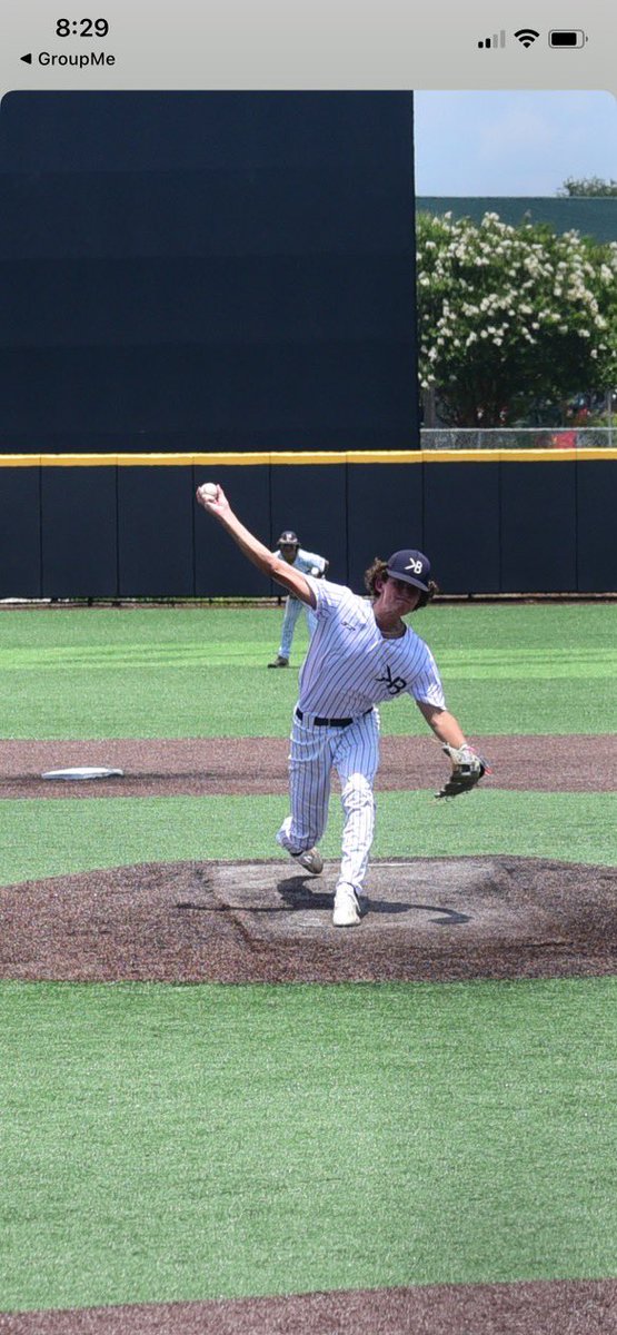 haydo_brooks42's tweet image. Summer season stats: 
Pitching: 
29.0 IP 
20 H
11 ER 
10 BB
29 K’s 
2.65 ERA
1.035 WHIP 
Batting: 
Also batted .286 with 6 hits(2 doubles) and 9 walks over the course of the season.
Thanks @KlutchLlc for a great season‼️