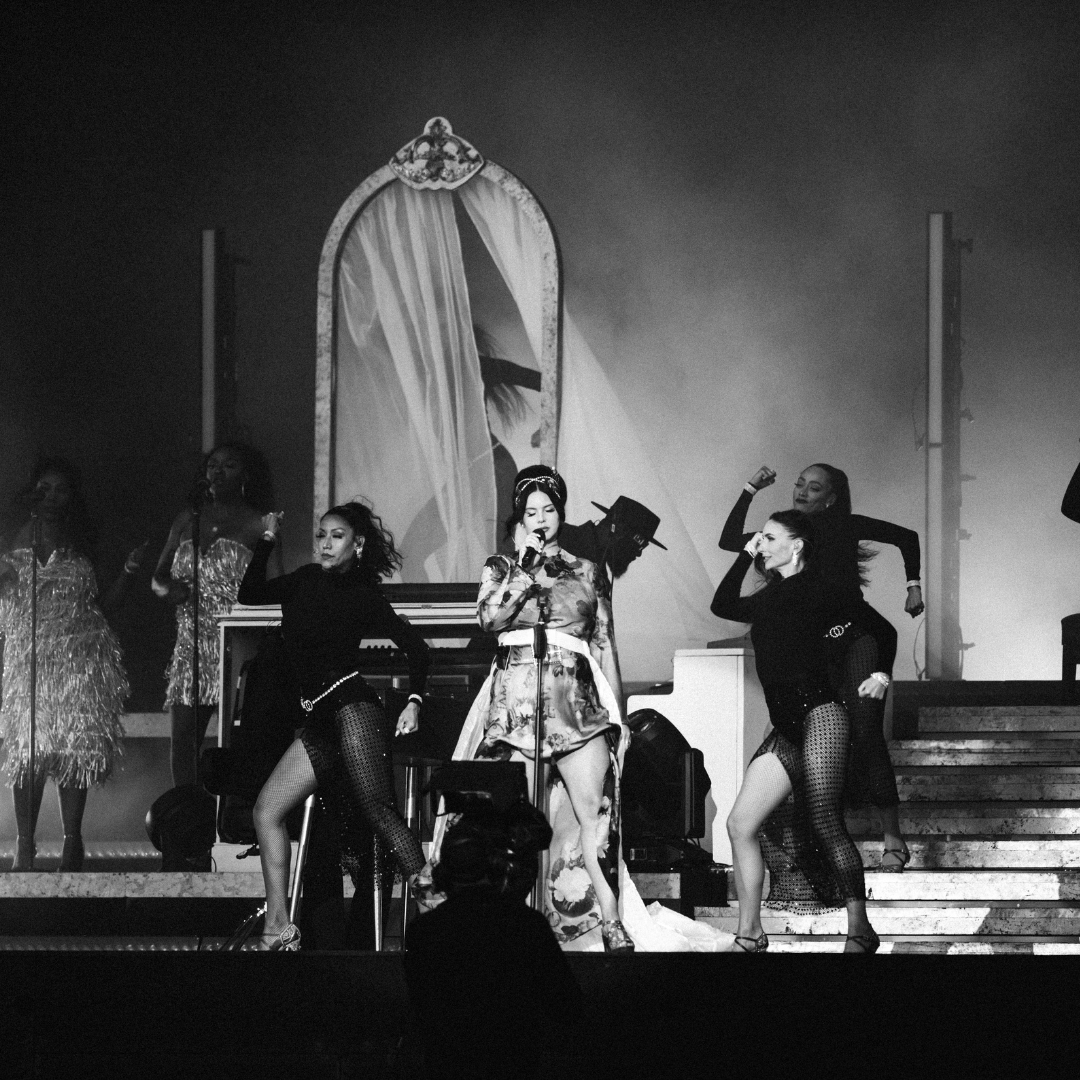 BSTHydePark's tweet photo. What a way to end American Express presents BST Hyde Park 2023! Watching Lana Del Rey is really like being in a dream ✨

📷 Jennifer McCord

#BSTHydePark #LanaDelRey https://t.co/4a2aCFrbpA