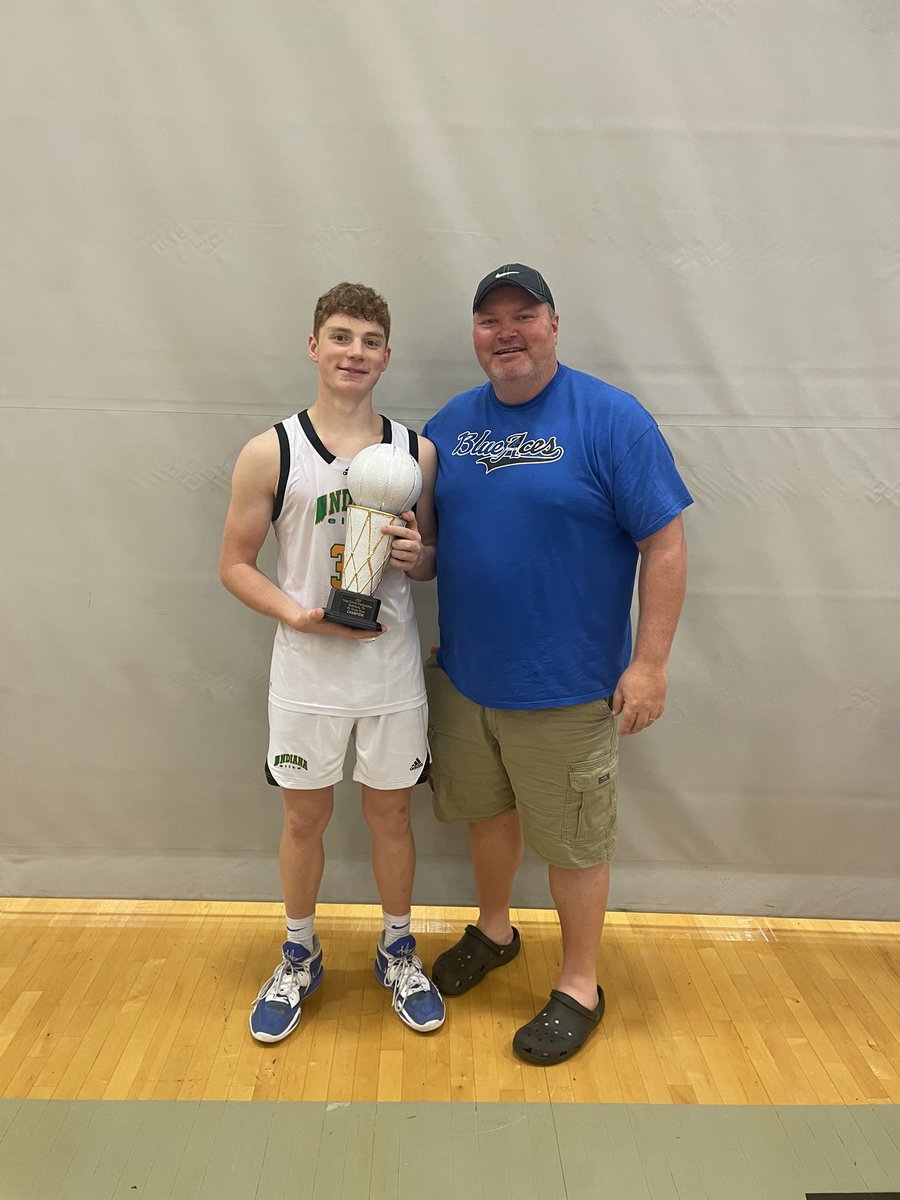 6-0 this weekend at the Hoopz Summer Basketball tourney in TN. Grateful to be a part of this team! @IE2026Orange Thanks coach <a href="/JeremyPowers41/">Jeremy Powers</a> and <a href="/Mitch9097/">Josh mitchell</a>, <a href="/RCSChase/">Curtis Chase</a> and teammates <a href="/CadenPowers4/">Caden Powers</a> <a href="/jarrett_helman/">Jarrett Helman</a> <a href="/ClaytonGChase32/">ClaytonGChase</a> <a href="/ZaneAMitchell/">Zane</a> @aaronroberts91 <a href="/CalebHummel2026/">Caleb Hummel</a>
