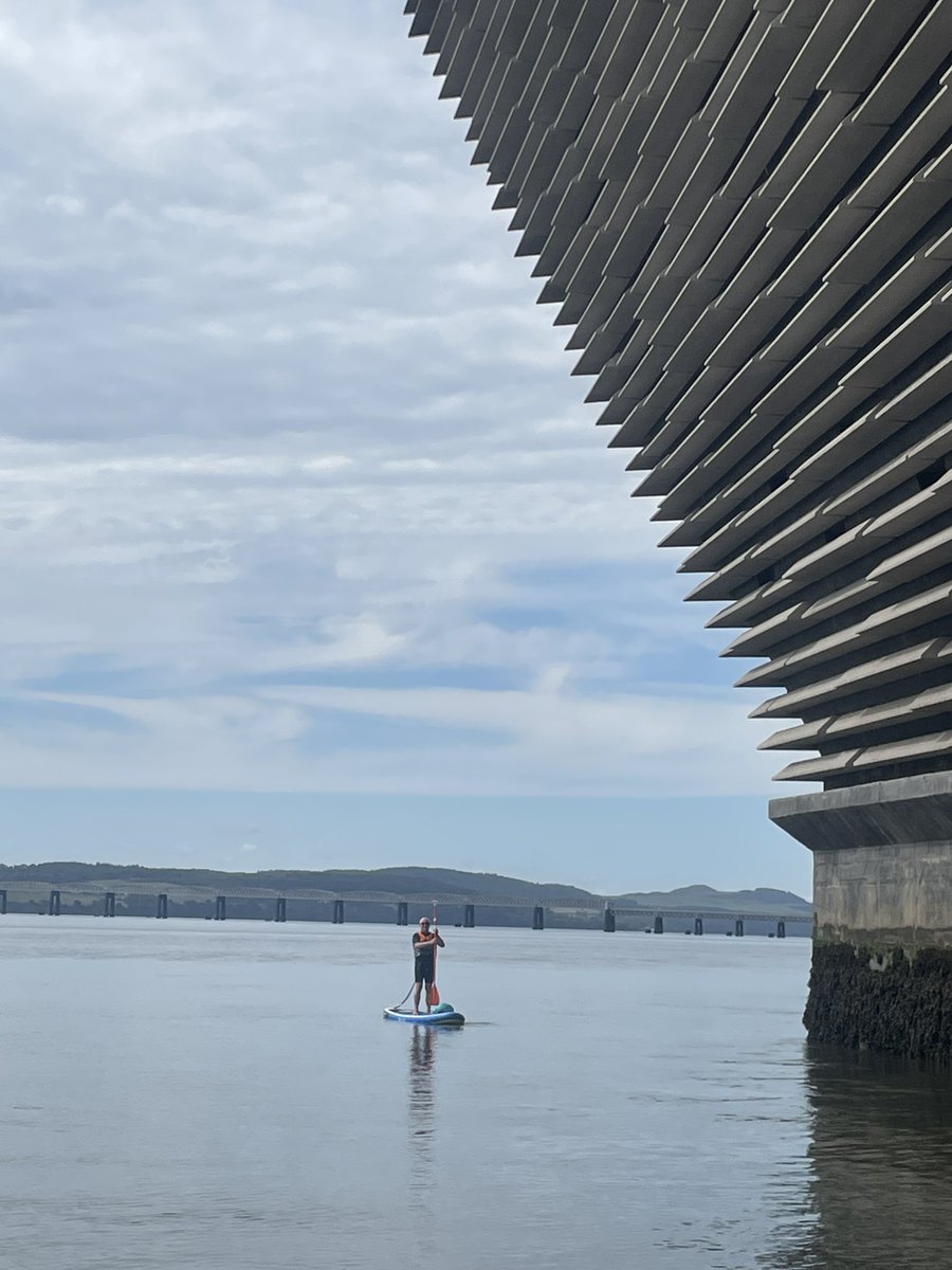the3dge0fSan1ty's tweet image. Not a bad way to spend a Sunday. 
#RiverTay
#Dundee
#Supping