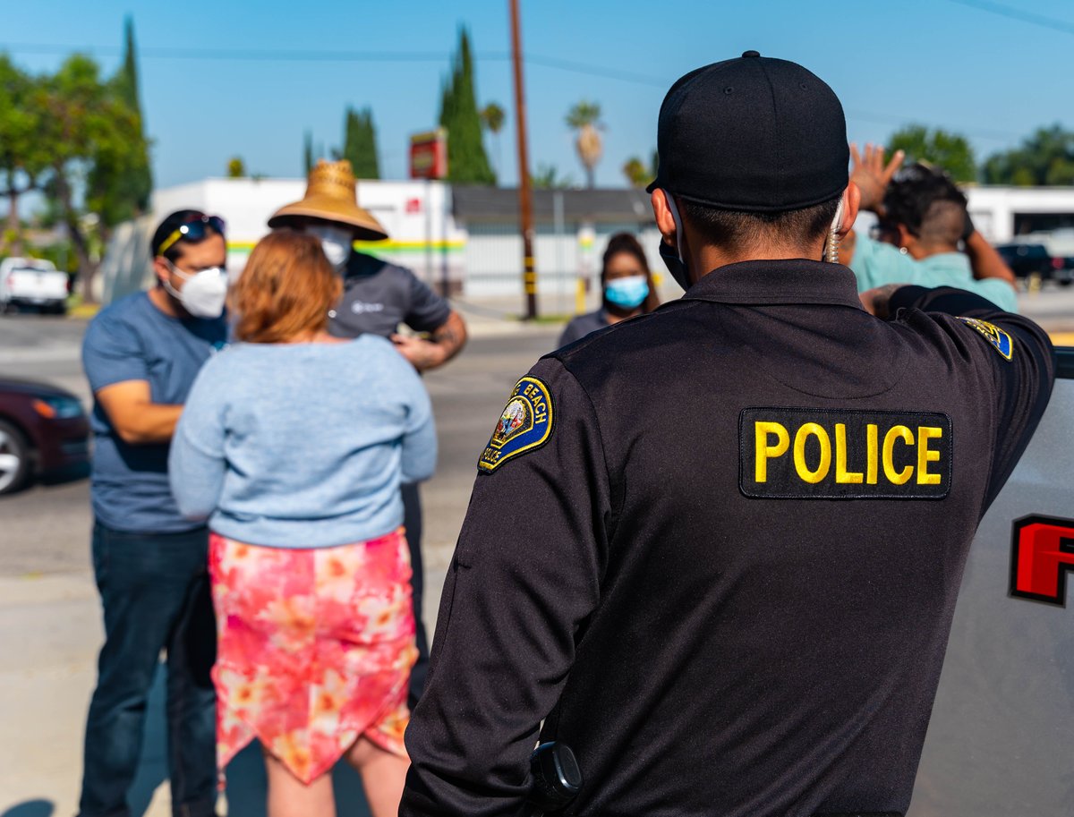 LBPD's tweet image. Are you passionate about making a positive impact in your community? 

Join the Long Beach Police Department and be a difference maker! 🚔 🌟

Start your journey today by hitting the link below ⤵️ 
bit.ly/JOINLBPD
#JOINLBPD #LBPD #LongBeach