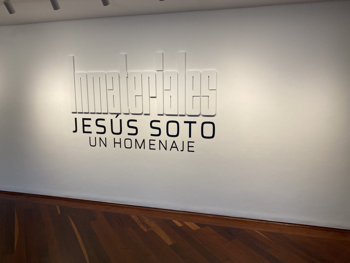 Excelente exposición en los espacios del BOD; curada por Ariel Jiménez. Piezas bellísimas. No se la pierdan. La disfruté mucho.