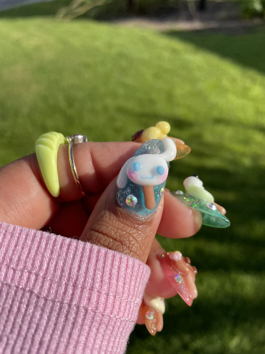 prettynailtech's tweet image. 3D Sanrio Ice Cream 💅🏽🍦

Using @apresnail sculpted medium round tips! ✨