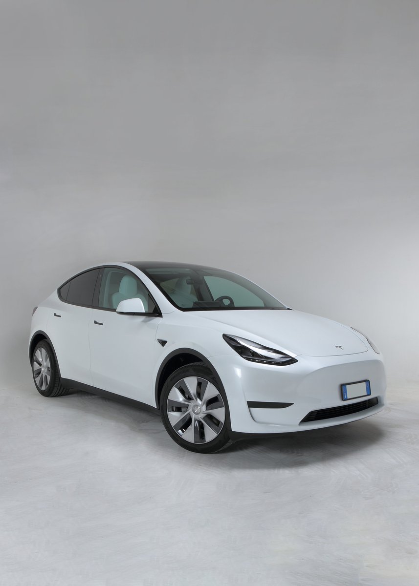 EvDriveIT's tweet photo. @ModelYManiac Stunning!
What about a white on white? https://t.co/0daWt95kIT