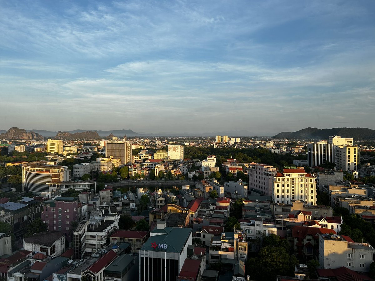 🤳🏼 tweet media