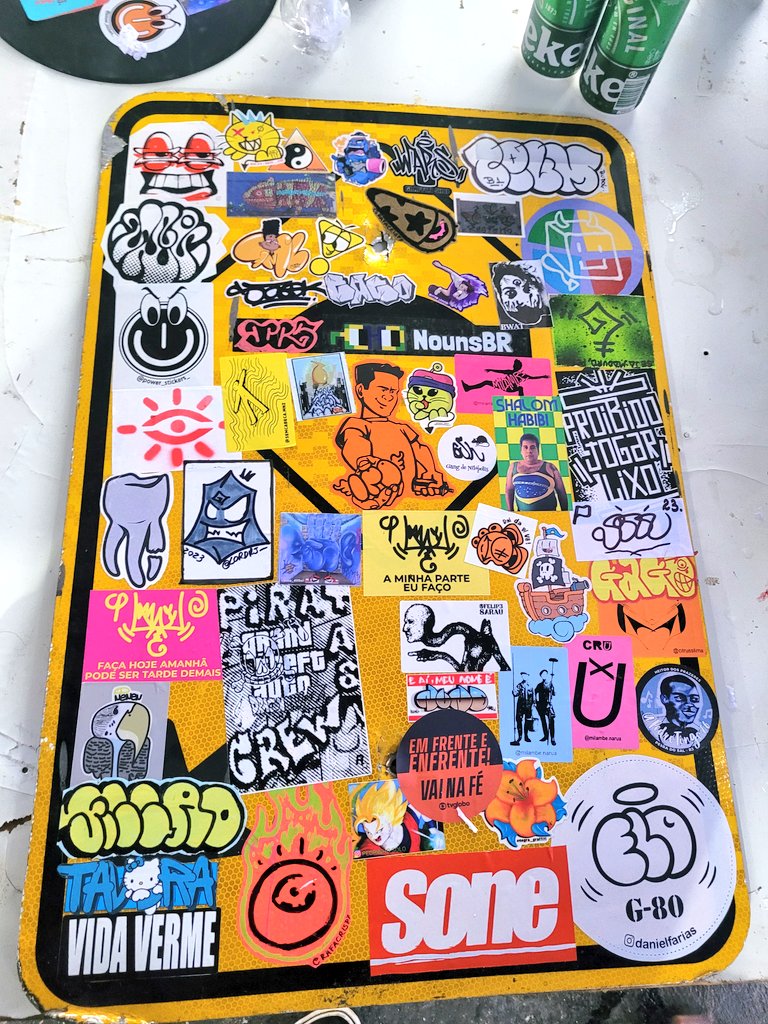 Beautiful day at the opening of the wars graffiti shop here in the north zone of Rio de Janeiro. Lots of nice people in the same place.
<a href="/nounsbr/">NounsBR</a> <a href="/Nawmiranda/">Naw Miranda</a>