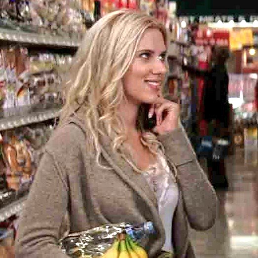 RT @TSPIC12: Scarlett Johansson in ' He's Just Not That Into You ' (2009) https://t.co/PokmOPtc7x