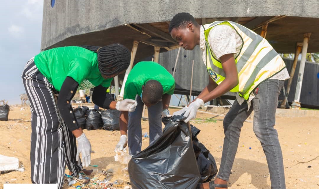 We recognized the significance of beaches as community spaces and understood that keeping them clean and free from pollution benefits both the environment and the local population.

#beachcleanup #nonprofitorganization #sdg13 #sdg14 #sdg15 #environment #community
