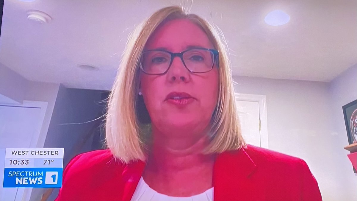 DannoActon's tweet photo. OH State Rep (retired police office) #CindyAbrams speaks with @SpectrumNews1OH #InFocus #MikeKallmeyer about her distracted driving bill. She emphasized 1st citation eligible to wave fee by taking an in-person or online seminar. @AbramsforOhio @OHRGOPCaucus https://t.co/RlXeITGJZN