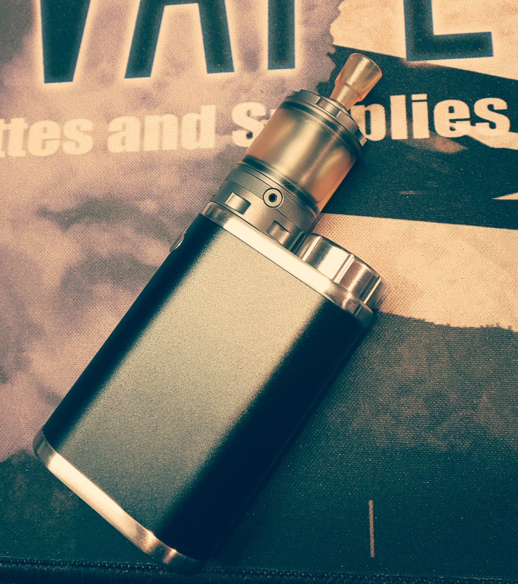 yoshi_vape's tweet photo. おはようございます😁
昨日はいいね、フォローありがとうございます🎵
今日もよろしくお願いします✨

#vape
#vape好きな人と繋がりたい https://t.co/FIw2sKQE6s