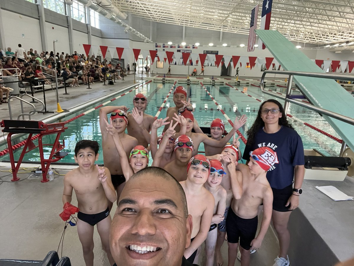 ESASwim's tweet photo. Wooohoo these boys went off! Great job little dudes! So proud of y’all! https://t.co/oWiID9p35G