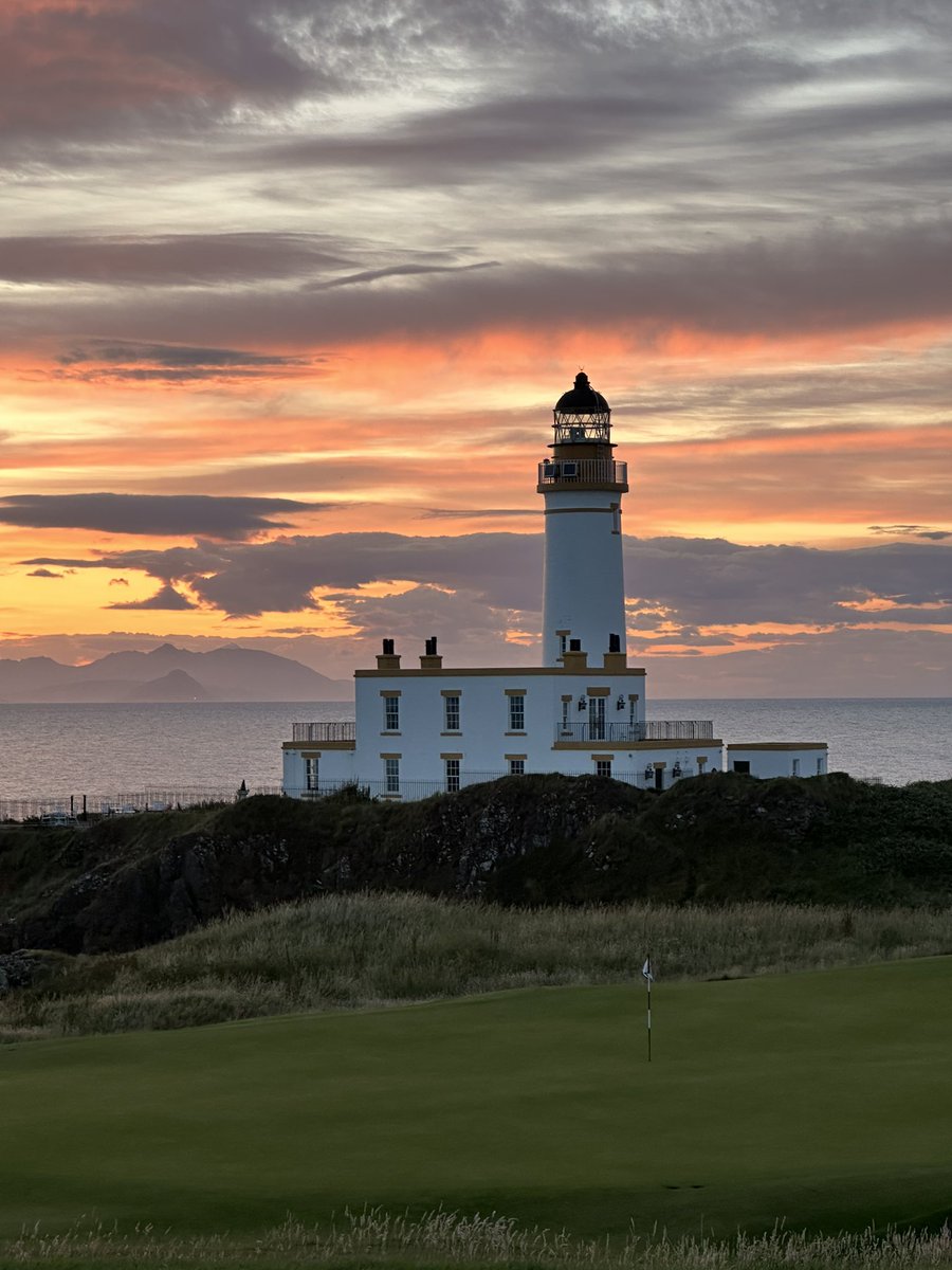 How can this course not be holding <a href="/TheOpen/">The Open</a> again - just asking is it right to let politics get in the way of what is in my opinion the finest links course in the world - since the <a href="/golfarchitects/">Mackenzie & Ebert</a> changes <a href="/TrumpTurnberry/">Trump Turnberry</a> the greatest golf championship should be back here!