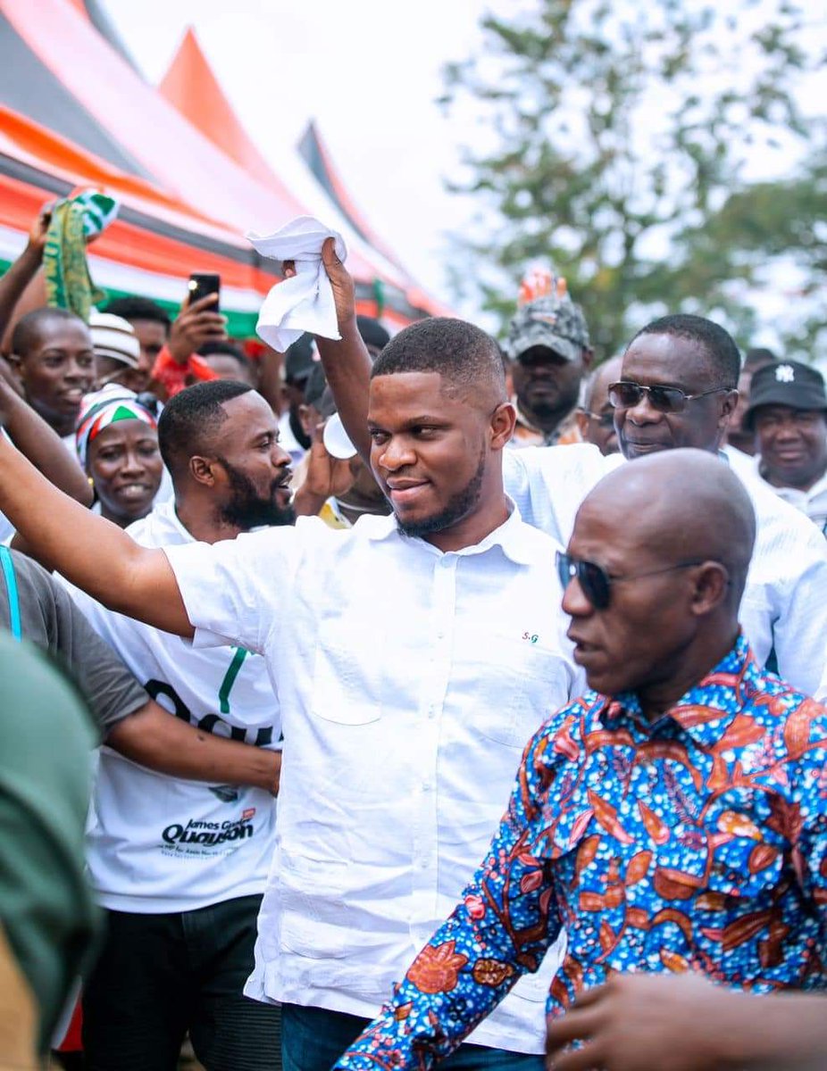 bridgebonnie1's tweet photo. Thank you, Assin North. 
 @SammyGyamfi_ @JDMahama 
Chairman and the Hon. himself 
#Victory2024 #OnGod #PossibleTogether https://t.co/841FW4a8dj