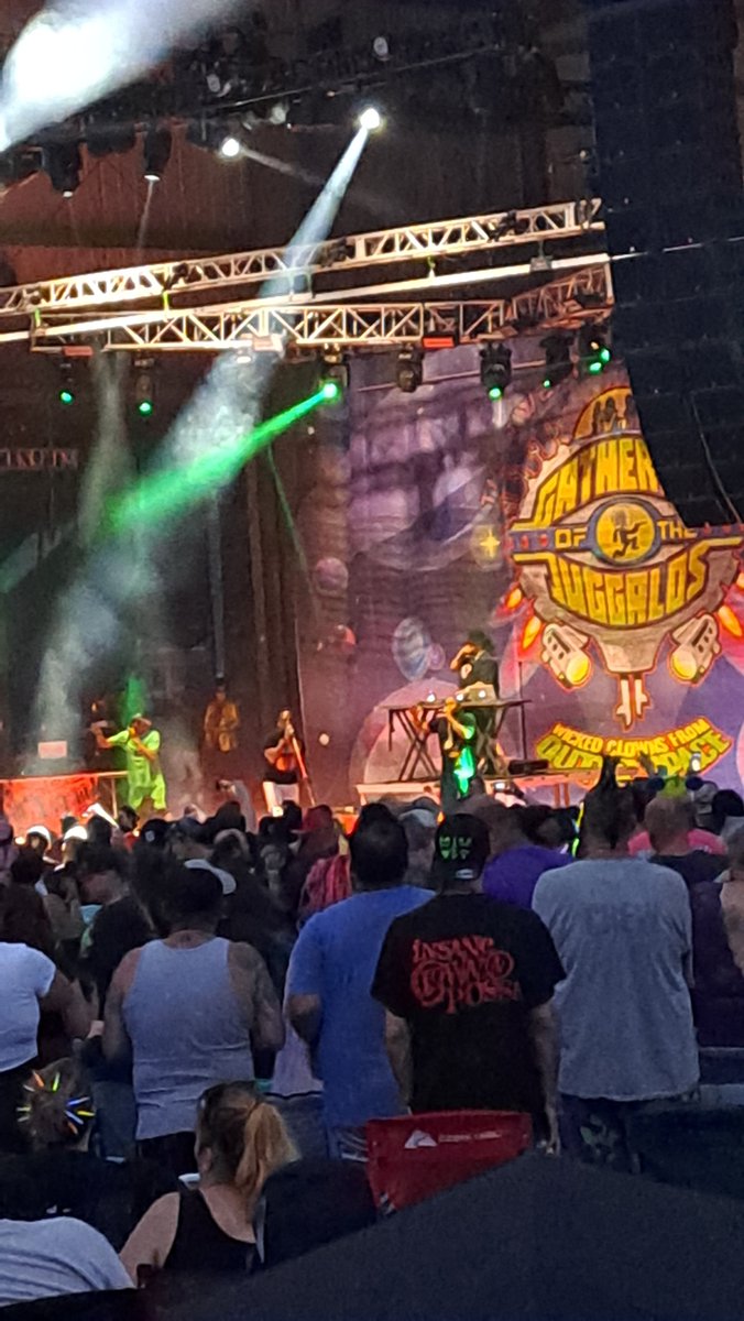 Skippy2Rad's tweet photo. Special #ShoutOut To @TheRealSHG  #SugarHillGang For Rocking With Us #Juggalos This #Y2K23 #GOTJ23 @thegotj We Was Blessed To Have Yawl &amp;It Was A Night I'll Never Forget. Thank You✌️☺️✌️ #Family #OGOfHipHop #PositiveVibesOnly #Salute #Skippy2Rad https://t.co/xKIkWNJDFa